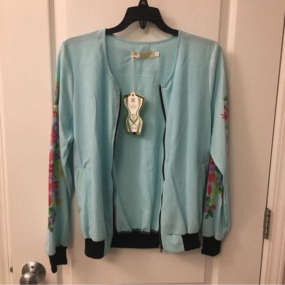 Thin Chiffon Bomber Style Jacket - Picture 8 of 8